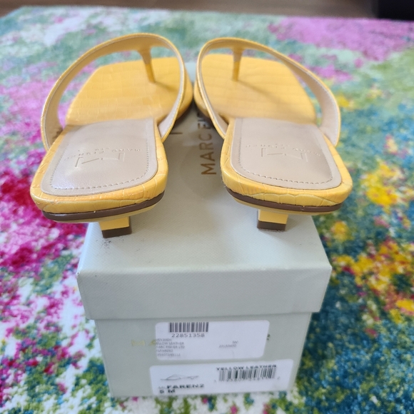 Like New - Marc Fisher Yellow sandals 👡 kitten heels - Picture 5 of 12